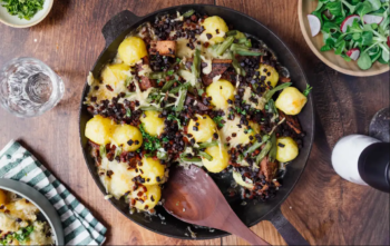 Veganer-Knödelauflauf mit Leberkäse